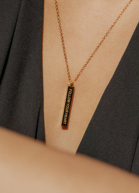FOLLOW YOUR HEART | Necklace in gold