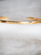 Load image into Gallery viewer, MAKE TODAY COUNT | Bracelet in gold