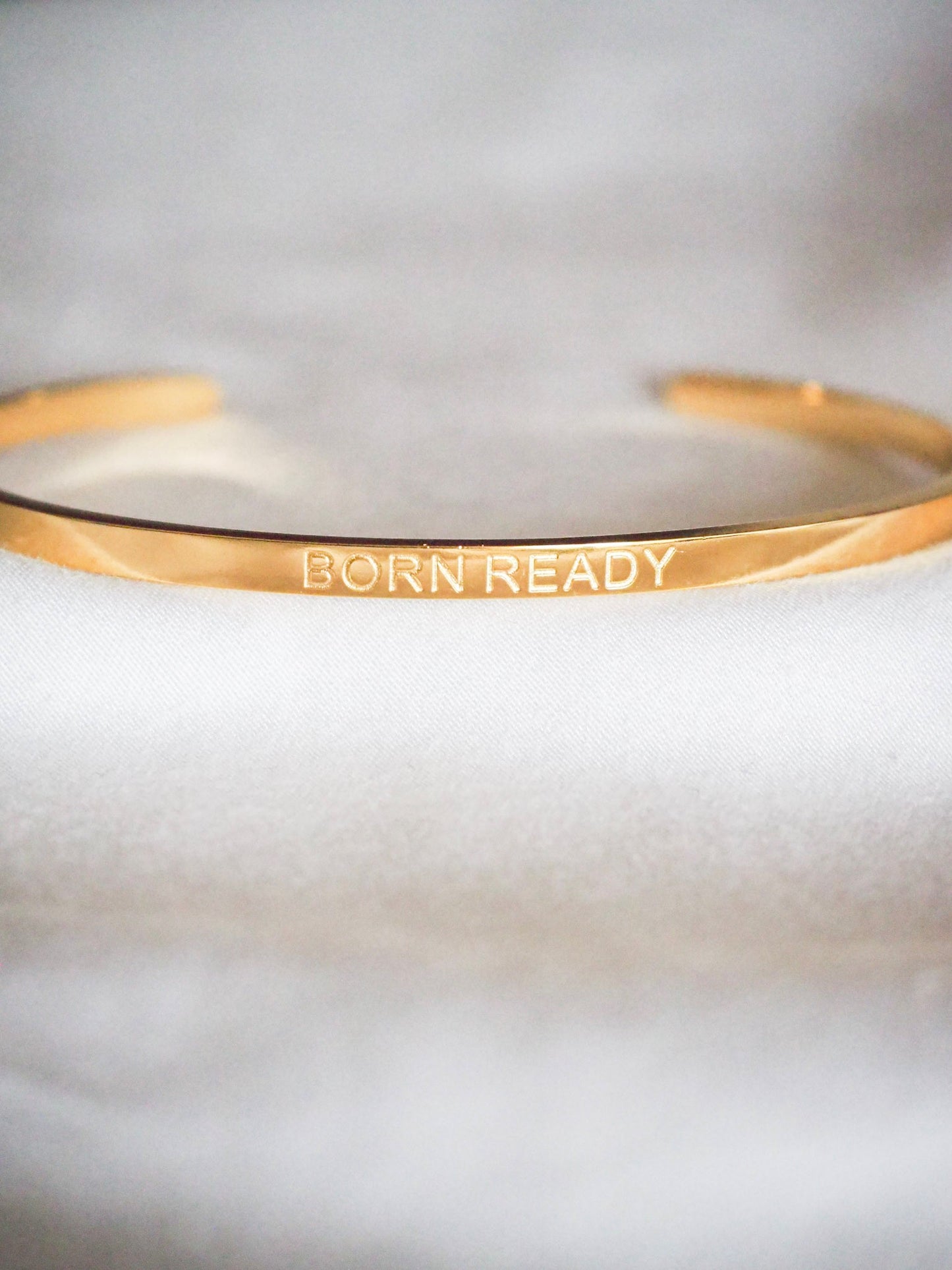BORN READY | Bracelet in gold