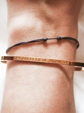 Load image into Gallery viewer, DREAM BELIEVE ACHIEVE | Bracelet in gold