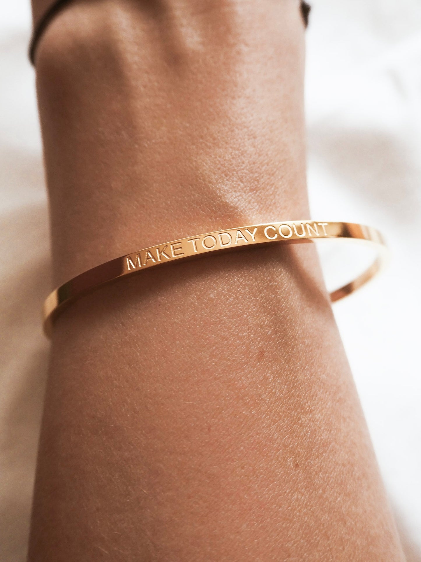 MAKE TODAY COUNT | Bracelet in gold